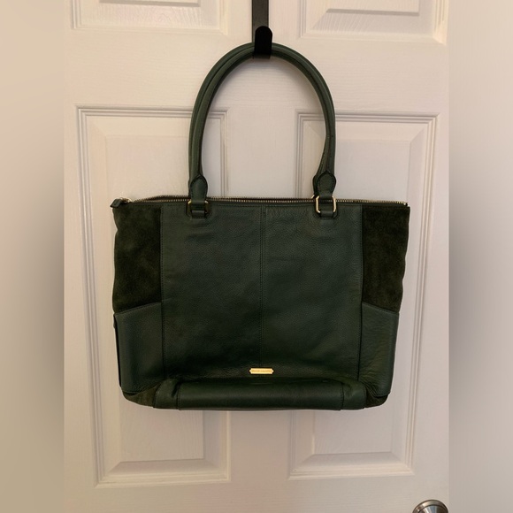 Vince Camuto dark green bag~ very good condition! - Picture 2 of 11